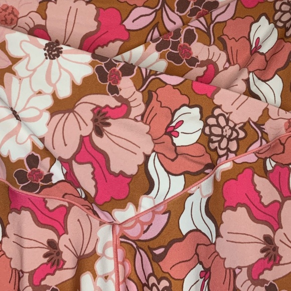 Offline by aerie floral print real me crossover leggings size small - Picture 8 of 13